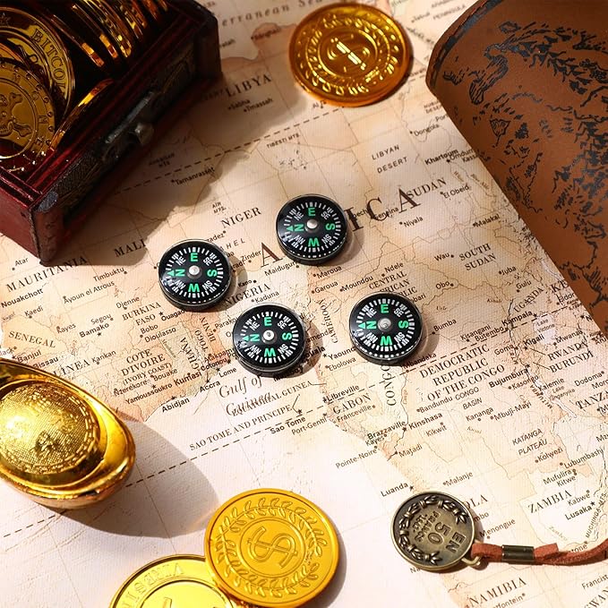 Leyndo 300 Pcs Mini Button Compass 15 Mm/ 0.59 Inch Lightweight Small Oil Filled Portable Mini Pocket Compass Bulk for Camping Hiking Touring Boating Outdoor Activities Survival