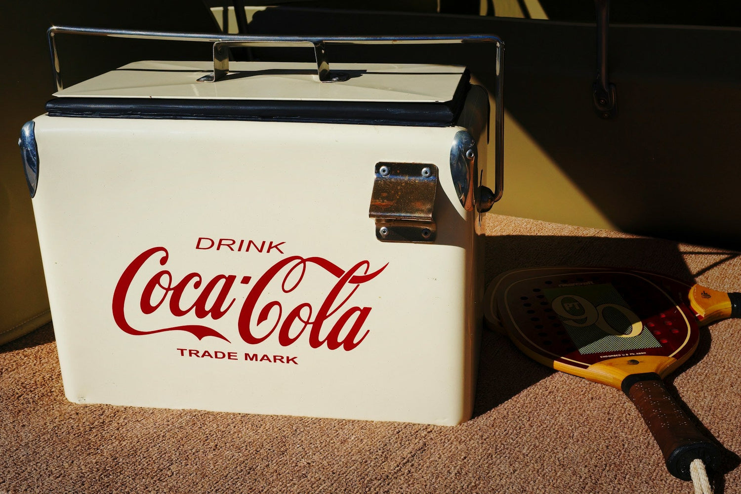 Portable-and-durable-camping-coolers-to-keep-food-and-drinks-fresh-ideal-for-hiking-backpacking-picnics-and-camping-trips