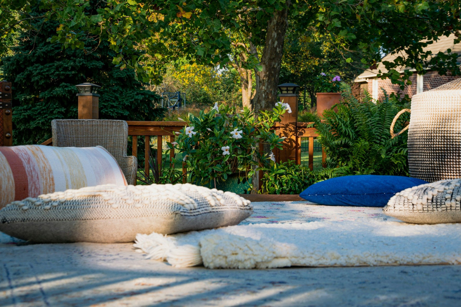 Lightweight-and-portable-camping-pillows-for-hiking-backpacking-and-outdoor-adventures-providing-maximum-comfort-and-compact-design.