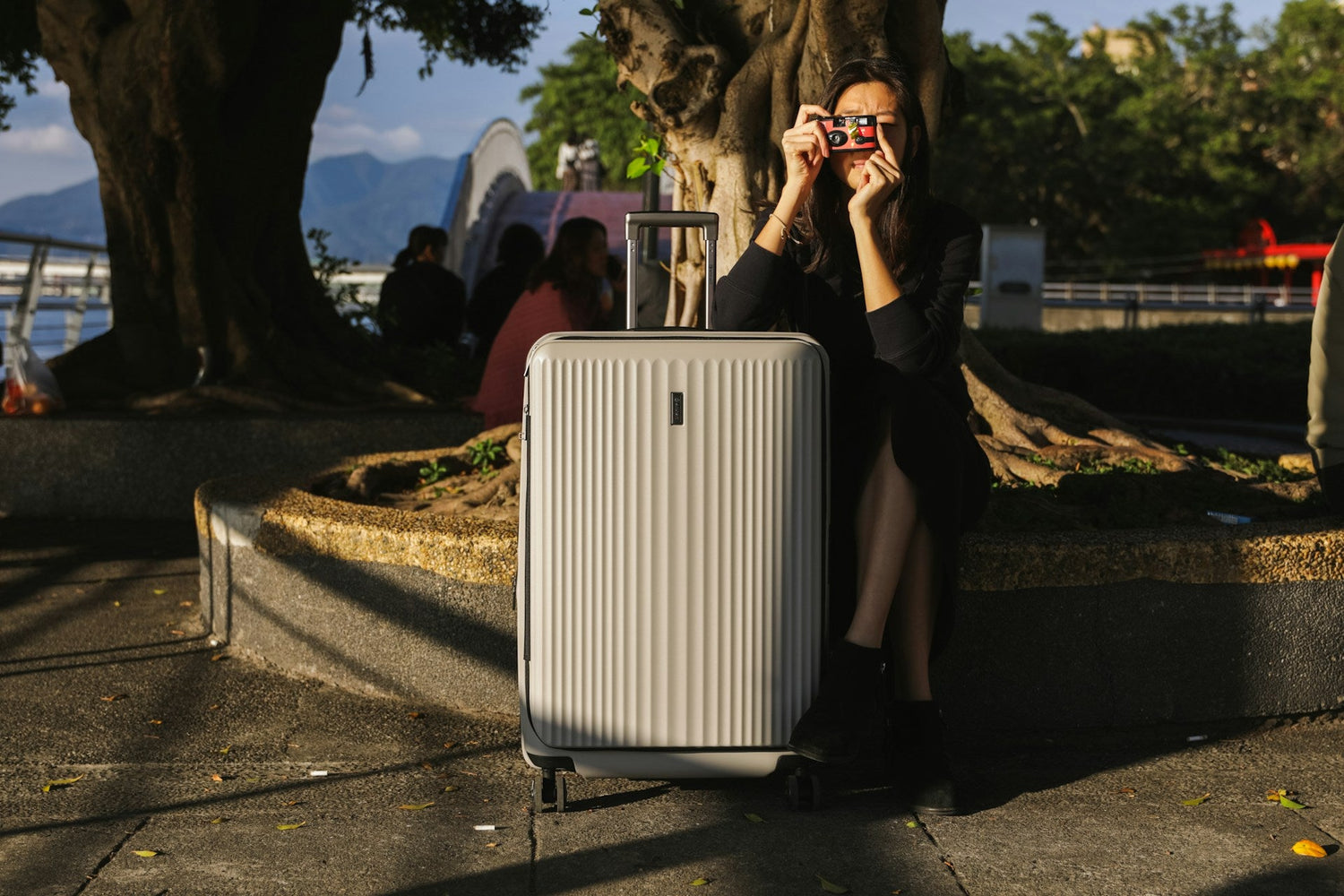 Lightweight-and-waterproof-camping-luggage-perfect-for-hiking-trekking-and-outdoor-adventures-featuring-durable-backpacks-and-travel-organizers.
